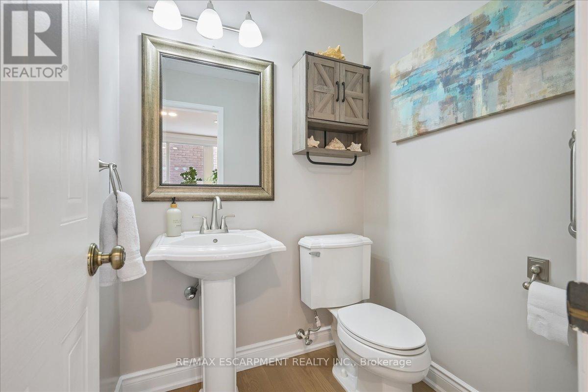 163 Romain Crescent, Oakville, Ontario L6H 5A7 - Photo 9 - W13003754