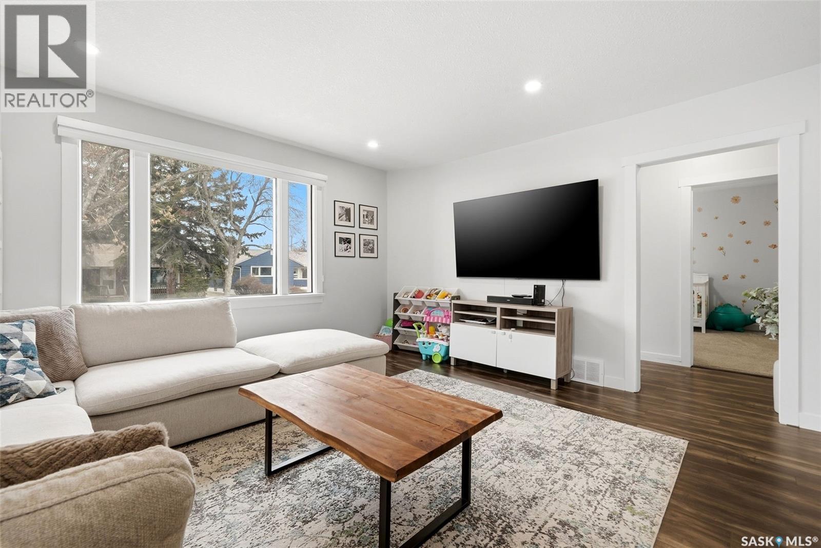 2709 24th Avenue, Regina, Saskatchewan  S4S 1J6 - Photo 4 - SK032997