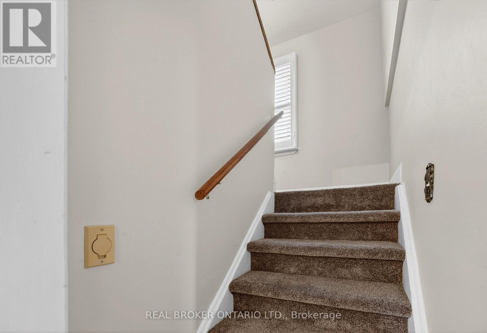 379 Talbot Street, Hamilton, Ontario  L8H 6T5 - Photo 12 - X13003694