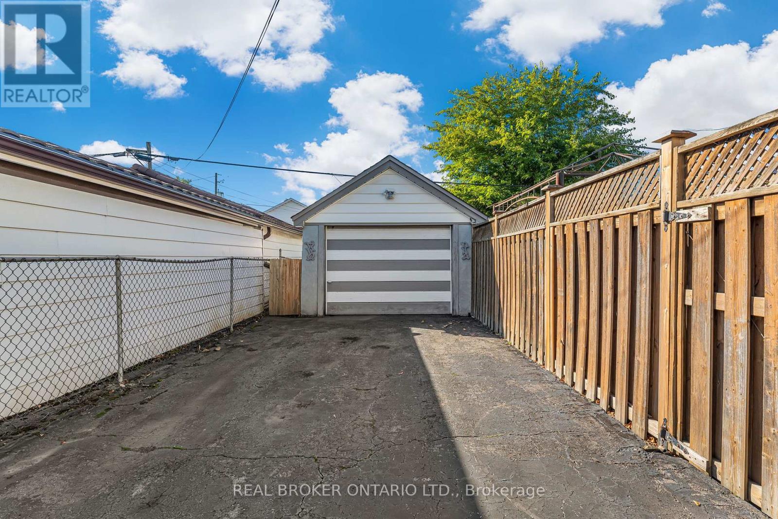 379 Talbot Street, Hamilton, Ontario  L8H 6T5 - Photo 30 - X13003694