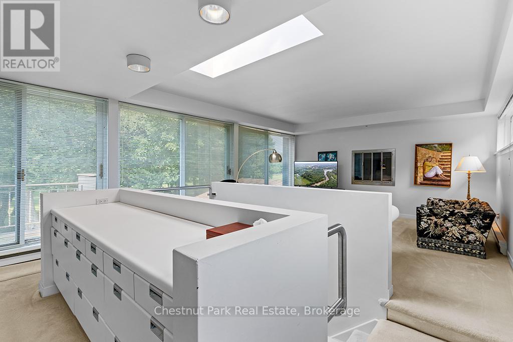 403123 Grey Road 4 Road, West Grey, Ontario  N0G 1R0 - Photo 25 - X12396532