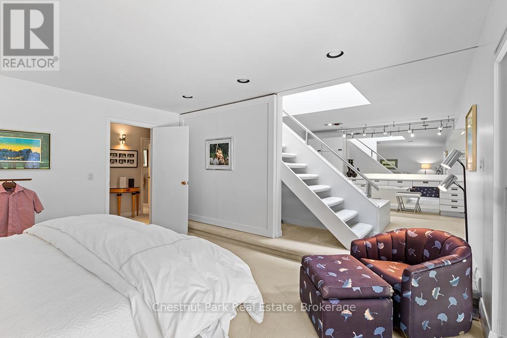 403123 Grey Road 4 Road, West Grey, Ontario  N0G 1R0 - Photo 22 - X12396532