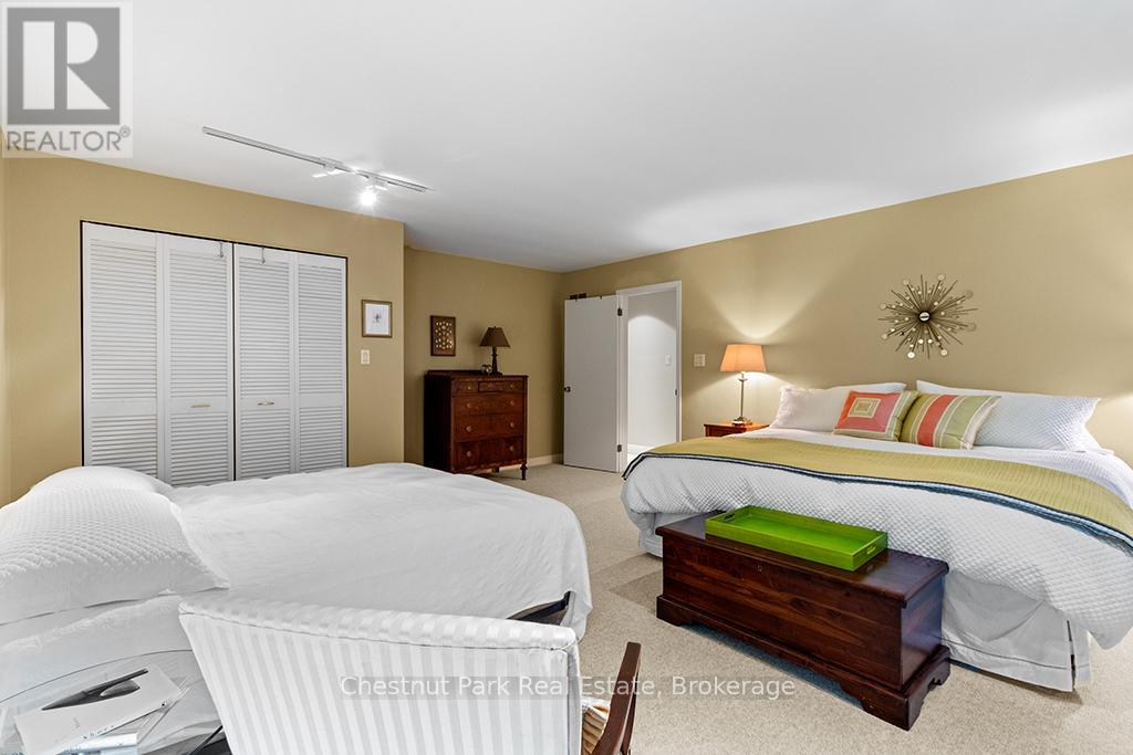 403123 Grey Road 4 Road, West Grey, Ontario  N0G 1R0 - Photo 35 - X12396532