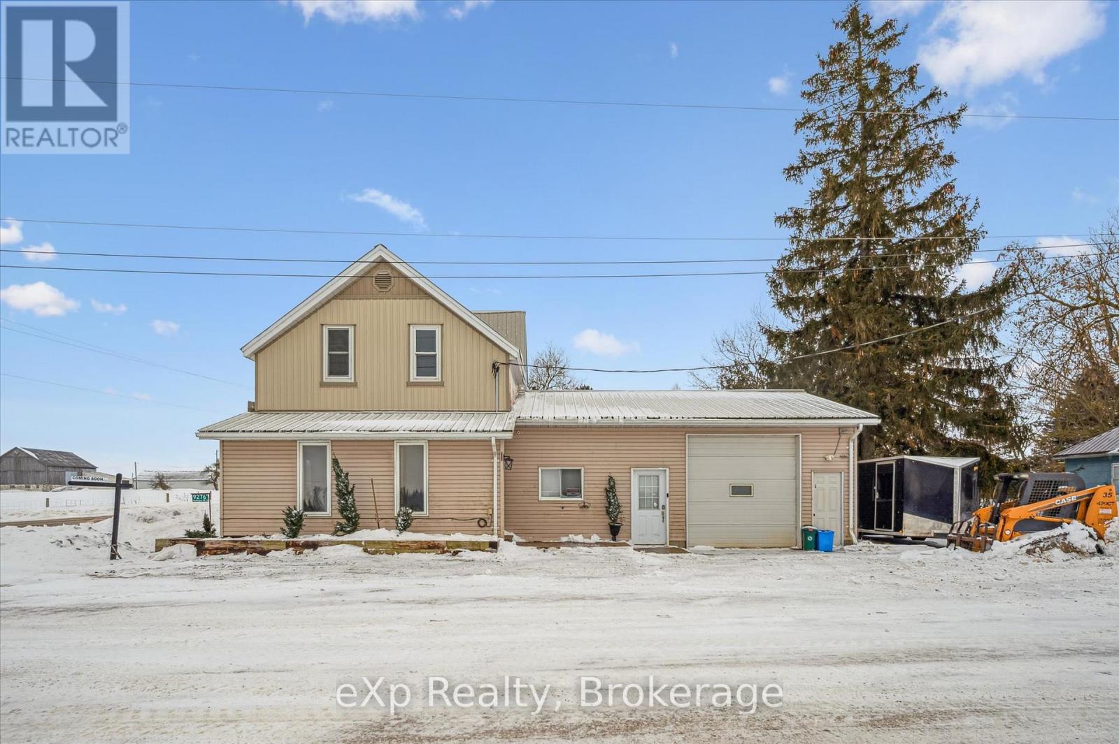 9276 Wellington Rd 16, Wellington North, Ontario  N0G 2E0 - Photo 2 - X12706330