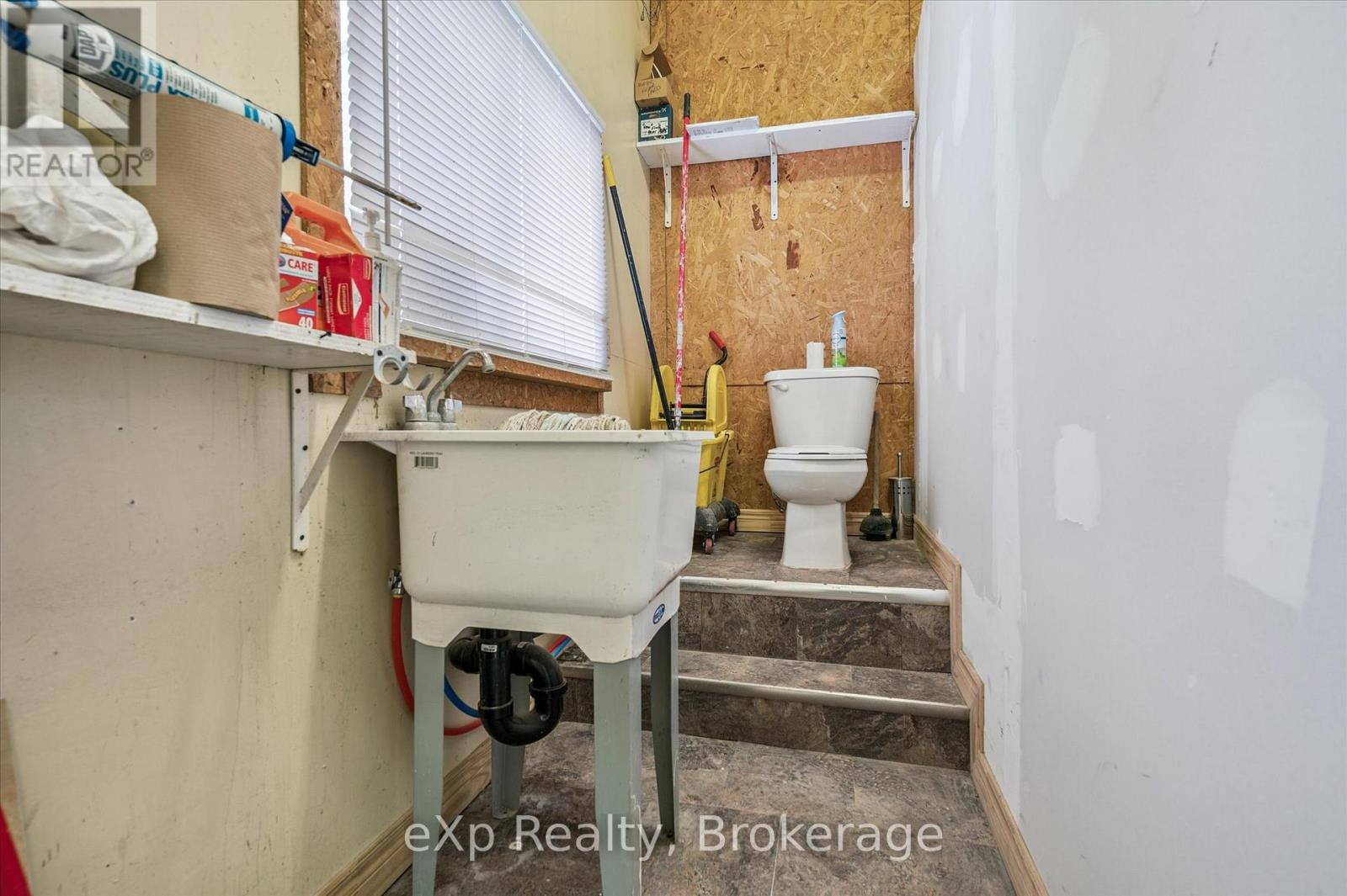 9276 Wellington Rd 16, Wellington North, Ontario  N0G 2E0 - Photo 31 - X12706330