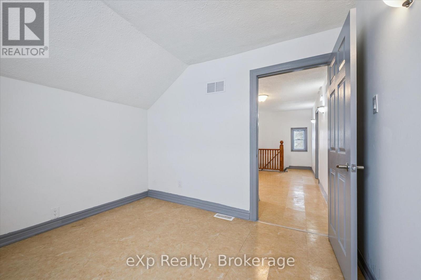 9276 Wellington Rd 16, Wellington North, Ontario  N0G 2E0 - Photo 20 - X12706330