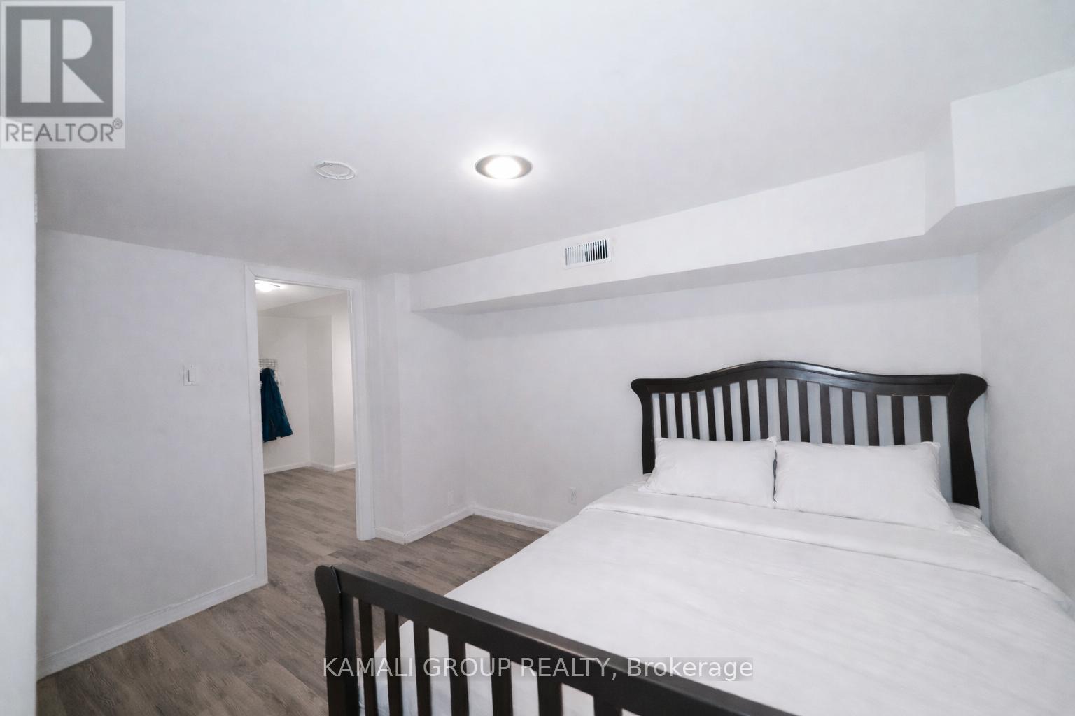 Bsmt - 46 Centre Street E, Richmond Hill, Ontario  L4C 1A4 - Photo 8 - N12802576