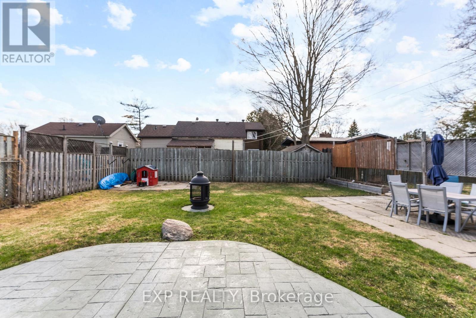 16 Lorne Street, Georgina, Ontario L0E 1L0 - Photo 35 - N13003676