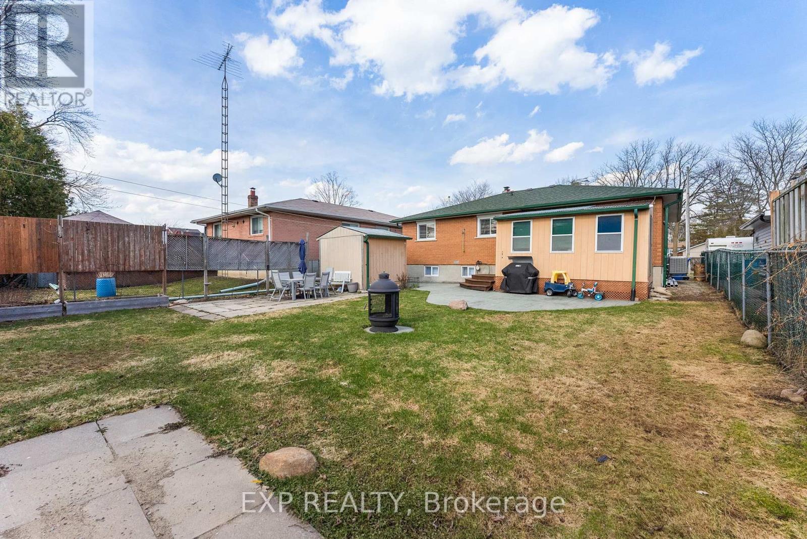 16 Lorne Street, Georgina, Ontario L0E 1L0 - Photo 37 - N13003676