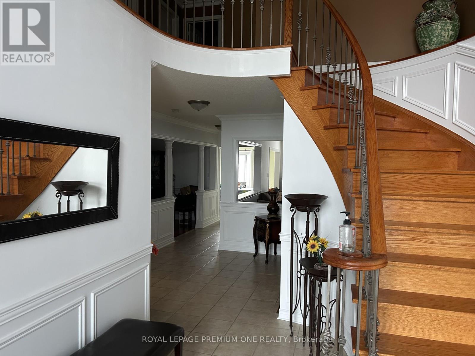 1370 Clarence Street, Vaughan, Ontario  L4H 1M7 - Photo 3 - N13003730