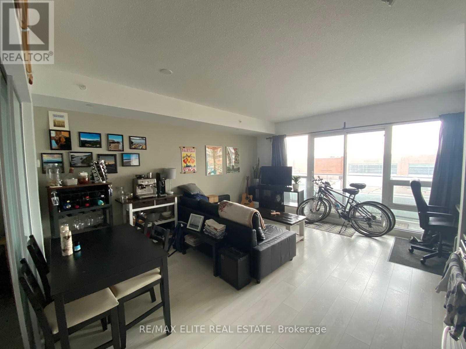 509 - 2220 Lakeshore Boulevard W, Toronto, Ontario  M8V 0B1 - Photo 3 - W12972546