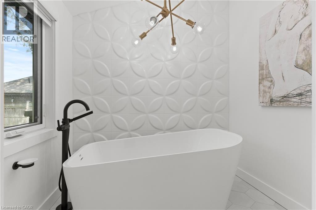 3886 Glenview Drive, Lincoln, Ontario  L0R 1C0 - Photo 13 - 40800969