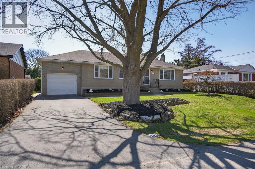 1055 Shepherd's Drive, Burlington, Ontario  L7T 3R4 - Photo 3 - 40817716