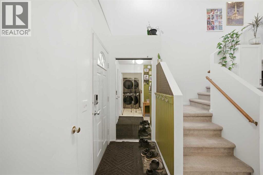 80 Martinglen Way NE, Calgary, Alberta  T3J 3J1 - Photo 18 - A2301073