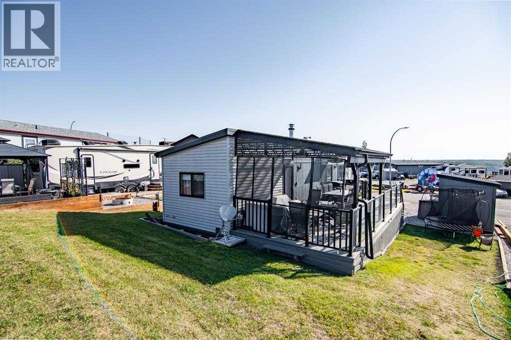 #5013, 25054 South Pine Lake Road, Rural Red Deer County, Alberta  T0M 1R0 - Photo 4 - A2285149