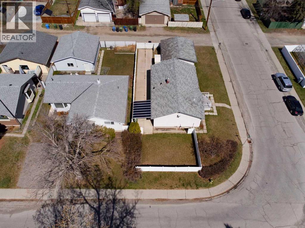 4711 43 Street SW, Calgary, Alberta  T3E 3P9 - Photo 6 - A2301919