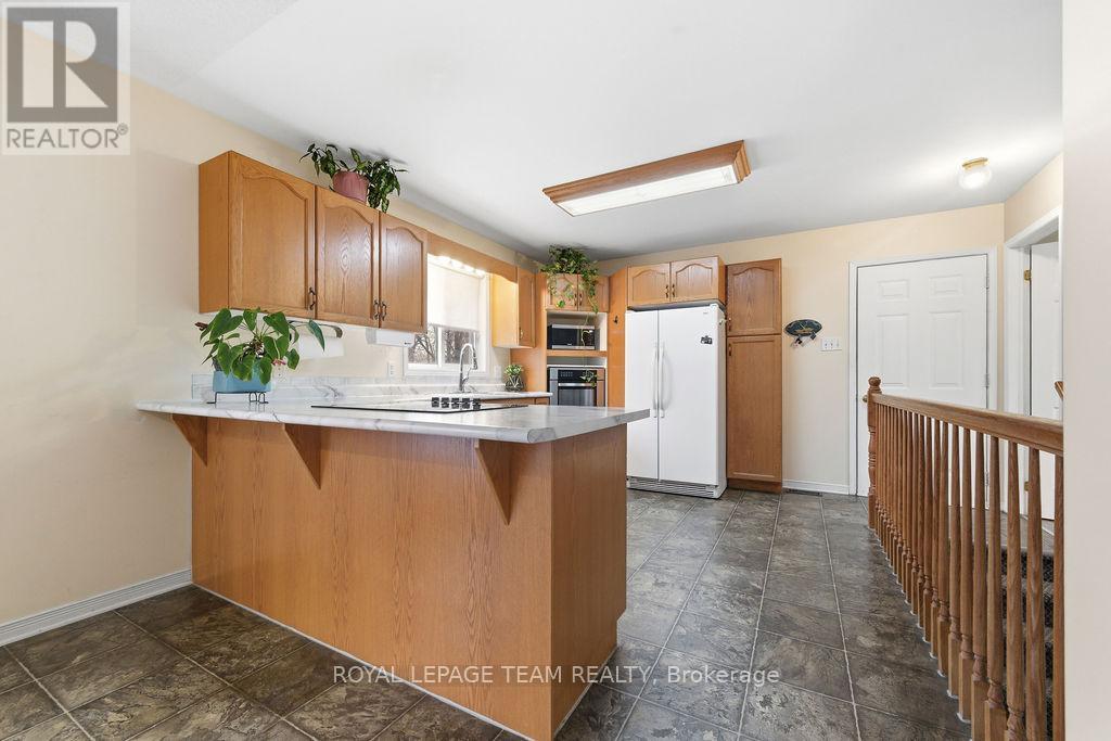 40 Pine Avenue, Renfrew, Ontario  K7V 2P7 - Photo 11 - X13003844