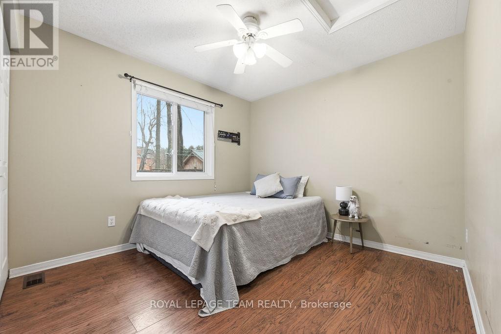 40 Pine Avenue, Renfrew, Ontario  K7V 2P7 - Photo 17 - X13003844