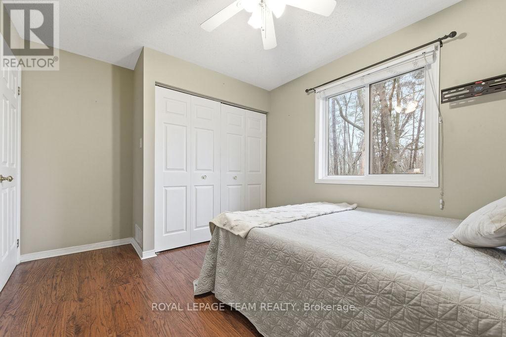 40 Pine Avenue, Renfrew, Ontario  K7V 2P7 - Photo 18 - X13003844