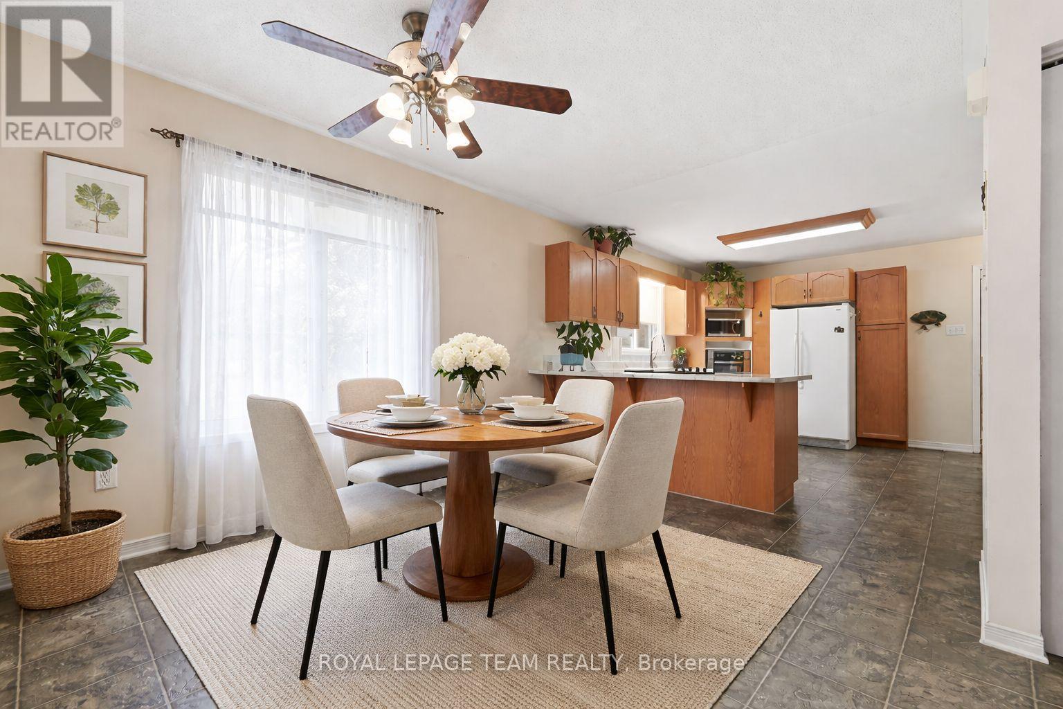 40 Pine Avenue, Renfrew, Ontario  K7V 2P7 - Photo 8 - X13003844