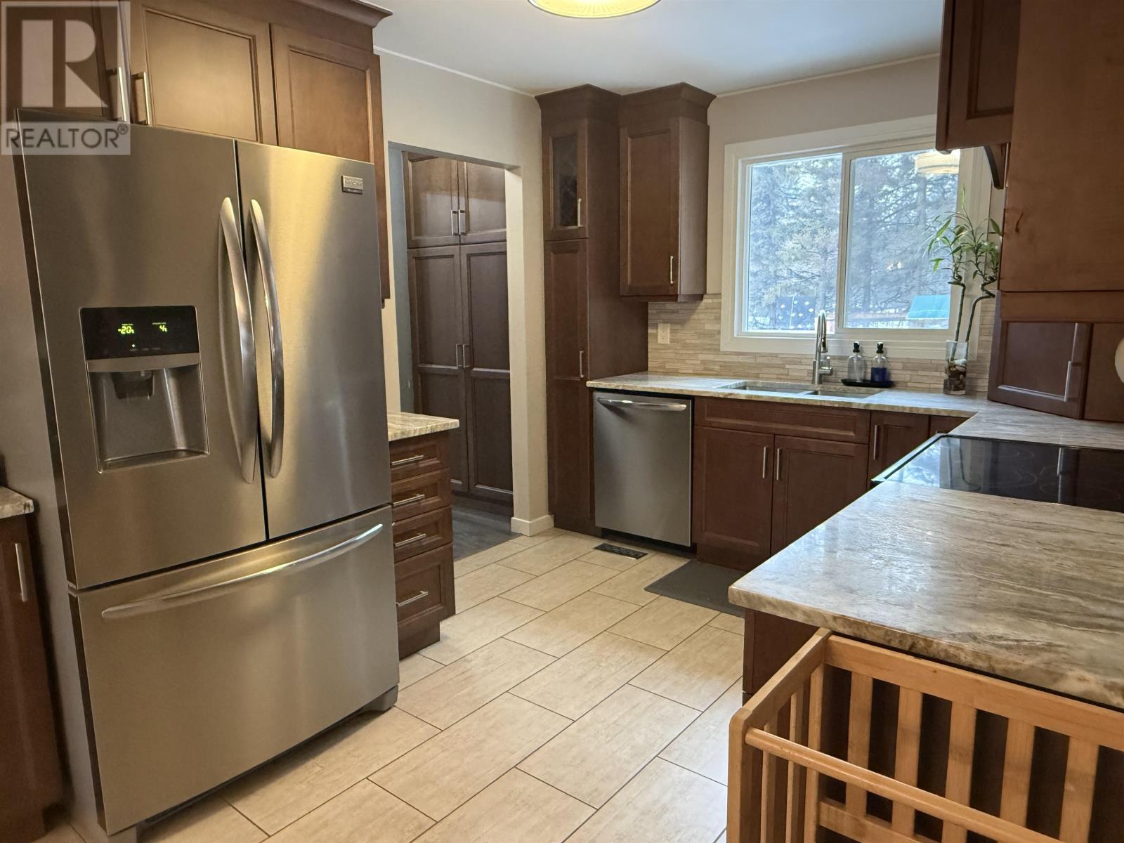 2031 Murphy Ave, Thunder Bay, Ontario  P7K 1G7 - Photo 5 - TB2600705