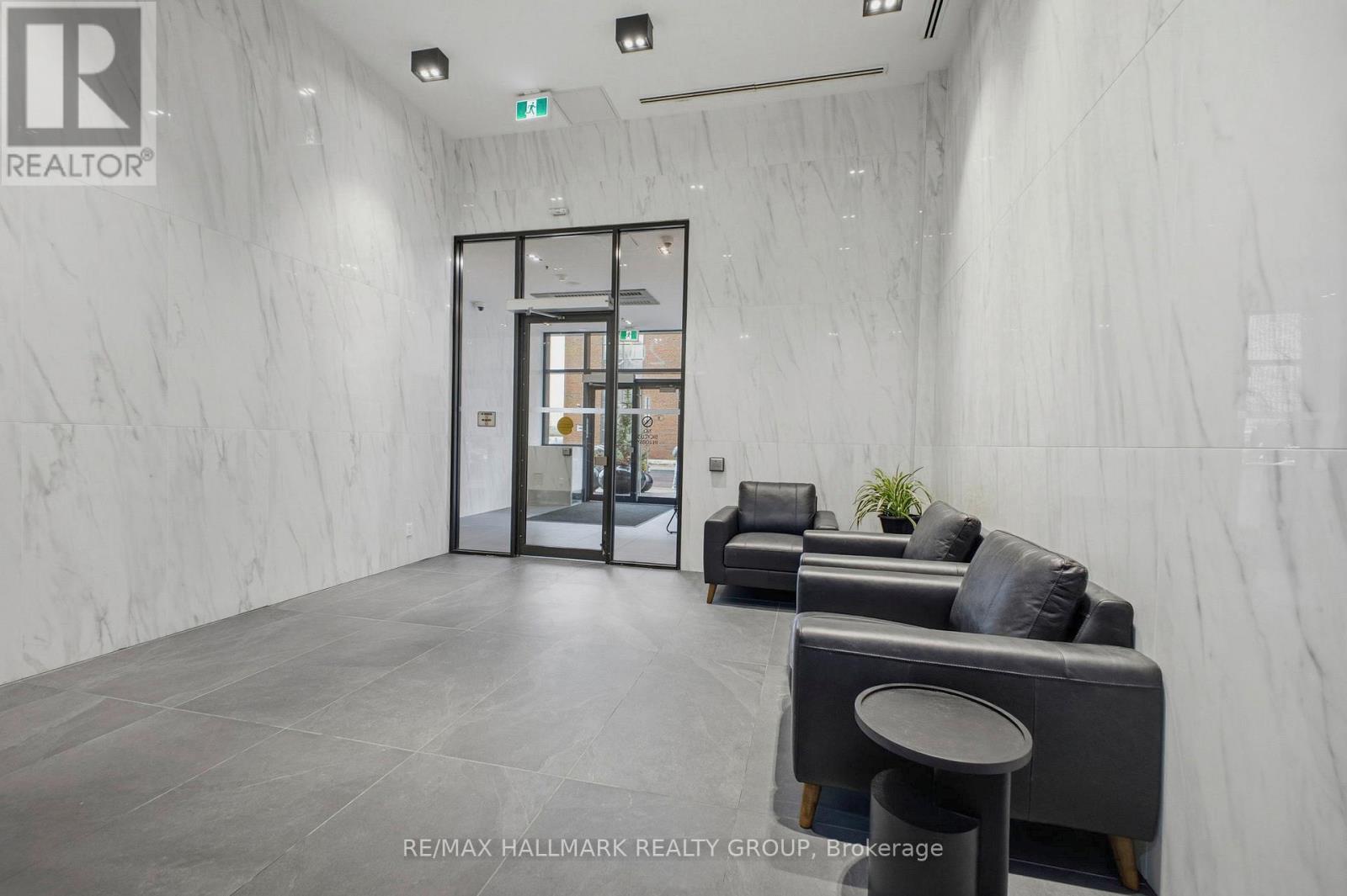 1001 - 203 Catherine Street, Ottawa, Ontario  K2P 1J5 - Photo 2 - X13003800