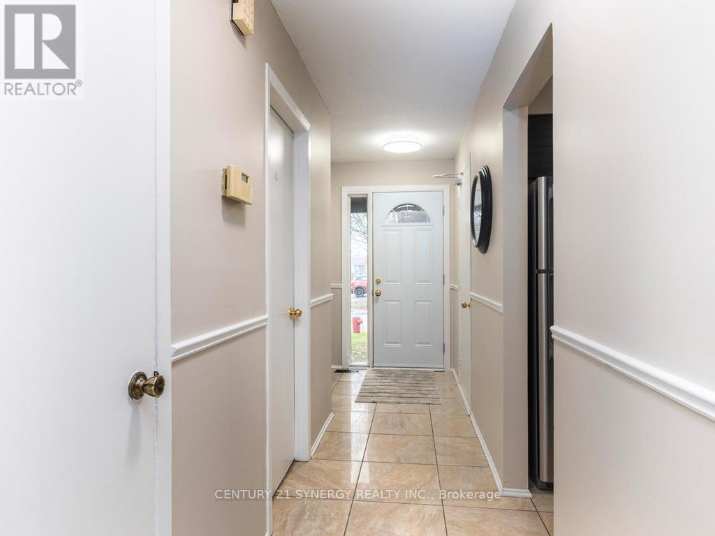 16 - 71 Clarkson Crescent, Ottawa, Ontario  K2L 3C9 - Photo 3 - X13003836