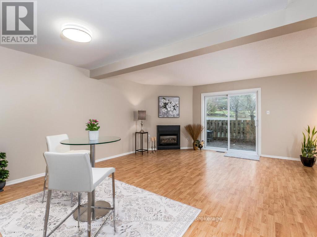 16 - 71 Clarkson Crescent, Ottawa, Ontario  K2L 3C9 - Photo 4 - X13003836
