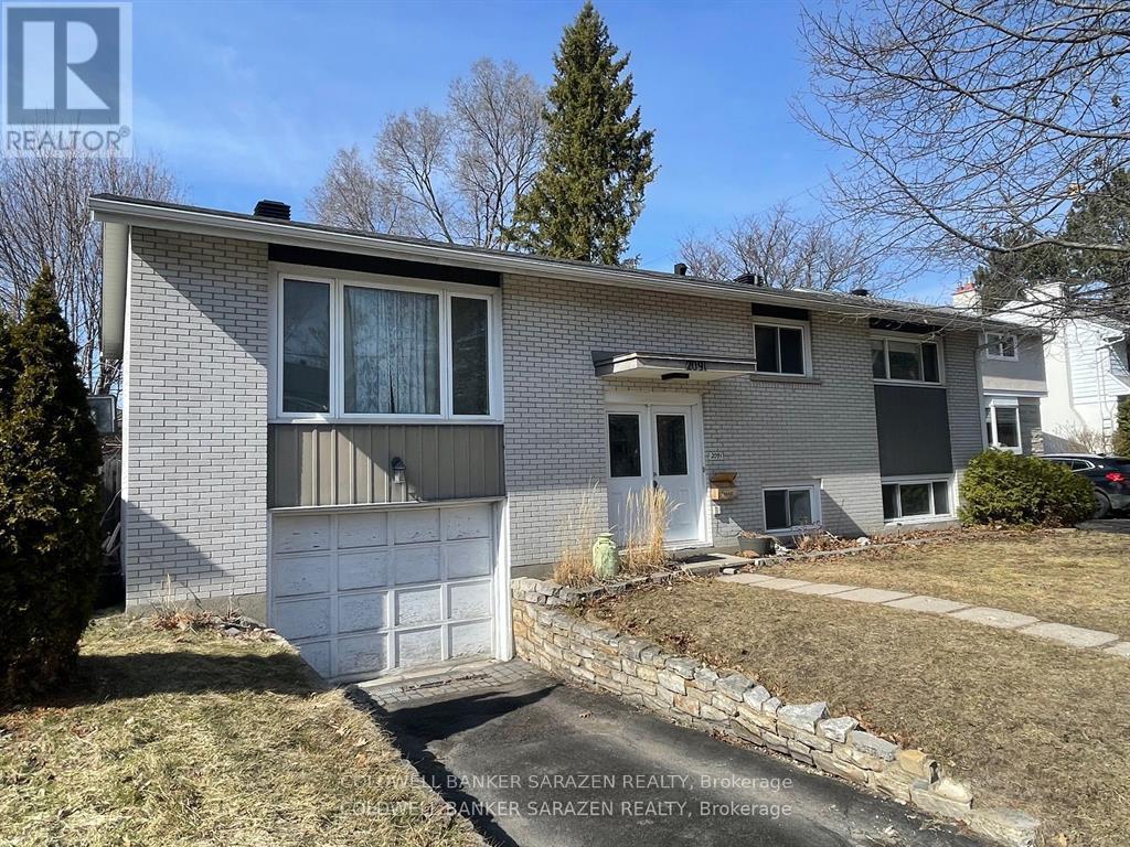 2091 LENESTER AVENUE, Ottawa, Ontario