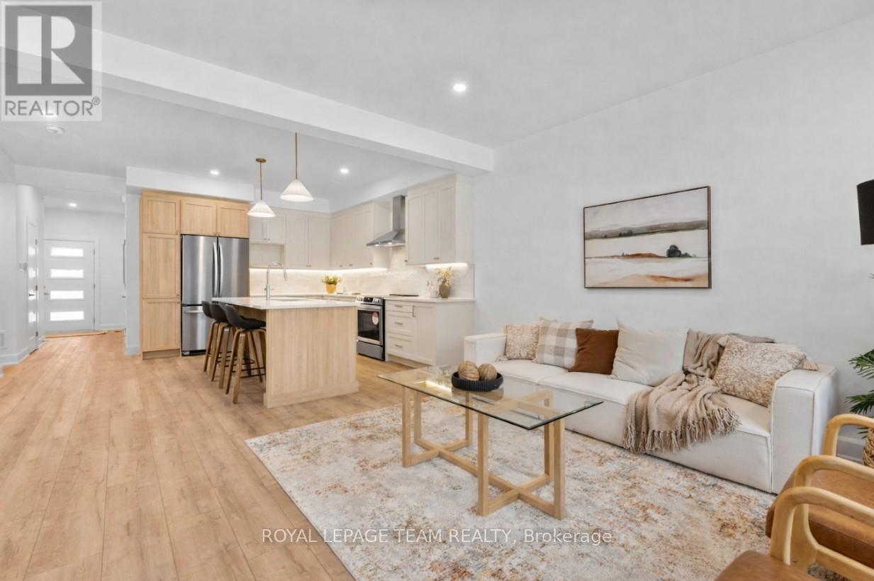 744 Tailslide Private, Ottawa, Ontario  K0A 1L0 - Photo 2 - X13003934