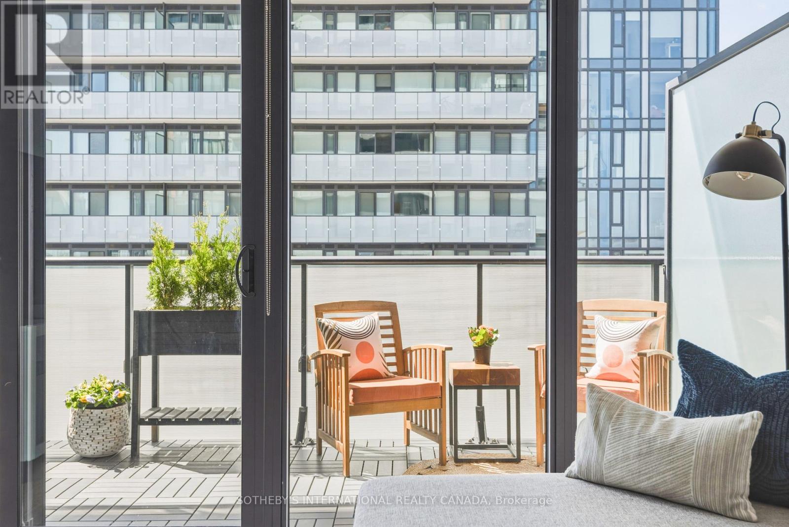 1101 - 185 Roehampton Avenue, Toronto, Ontario  M4C 0C6 - Photo 15 - C12979262