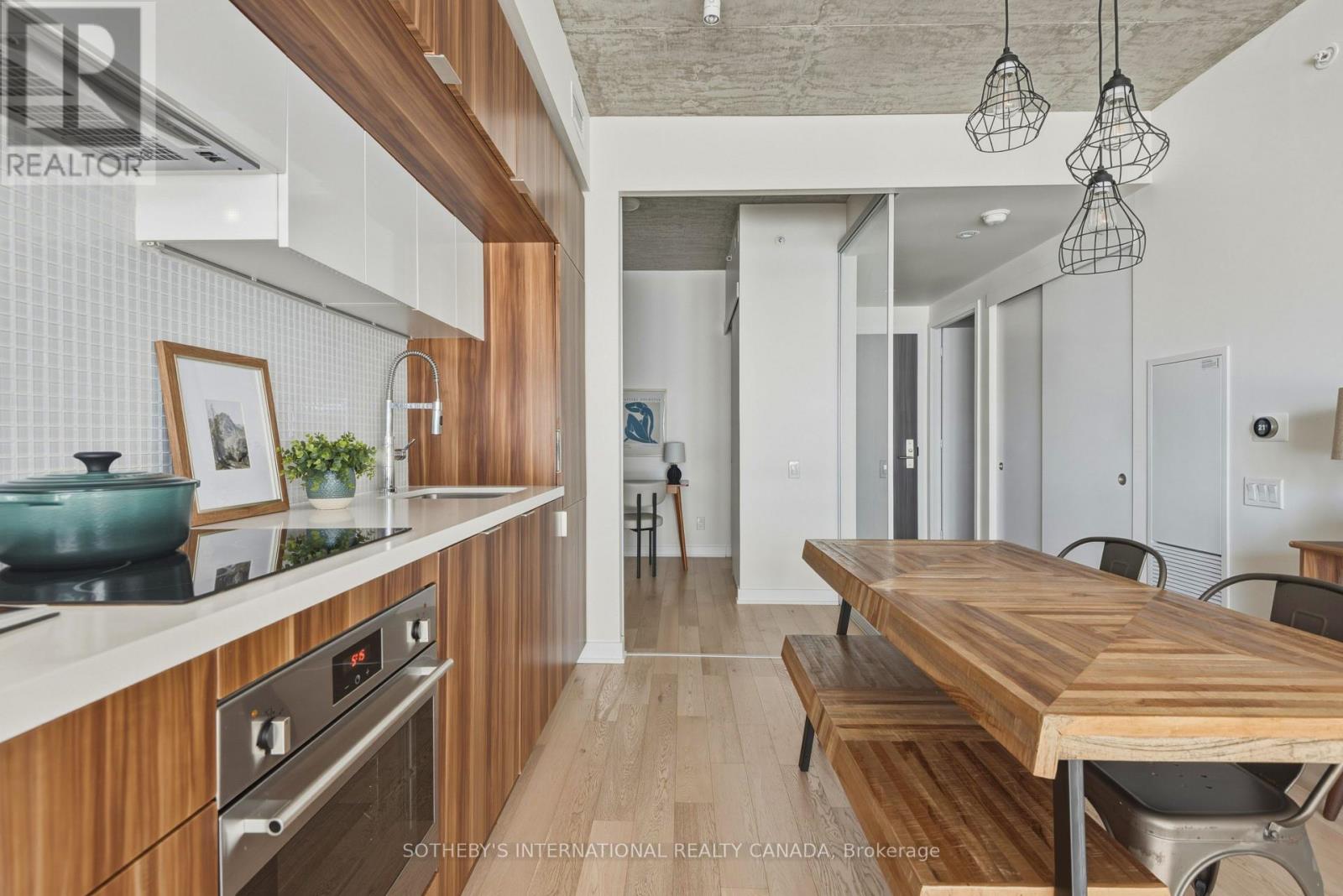 1101 - 185 Roehampton Avenue, Toronto, Ontario  M4C 0C6 - Photo 12 - C12979262