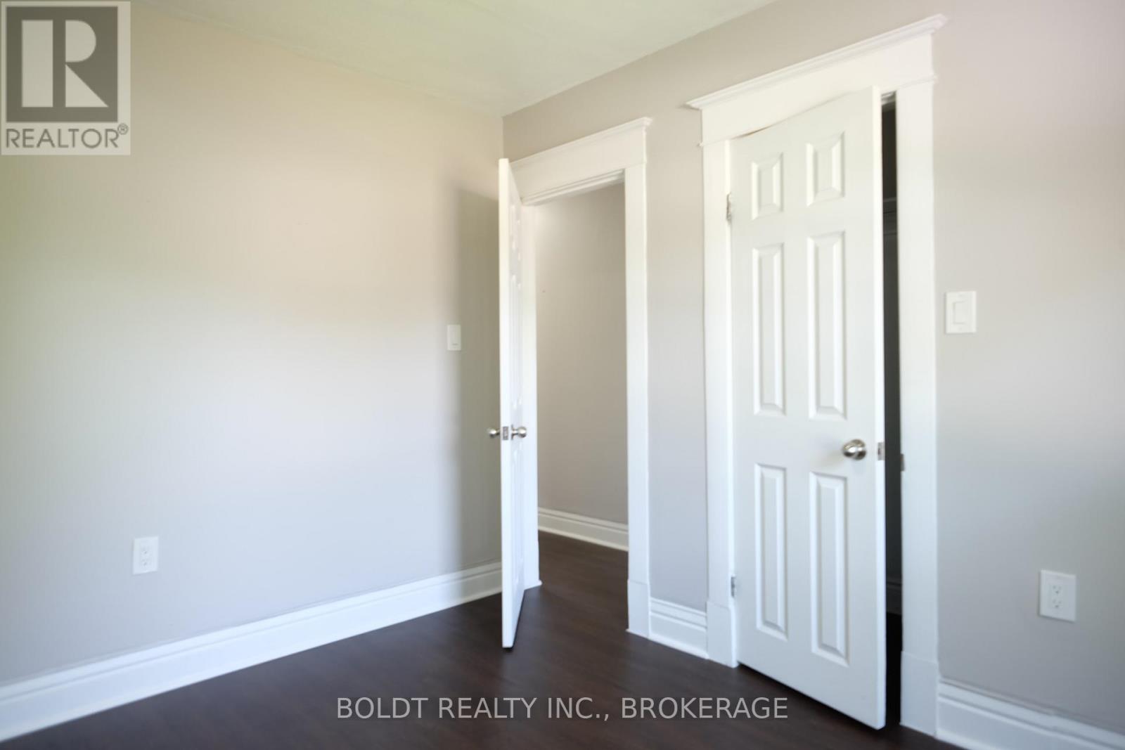 2 - 5029 Fourth Avenue, Niagara Falls, Ontario  L2E 4P5 - Photo 11 - X13003948