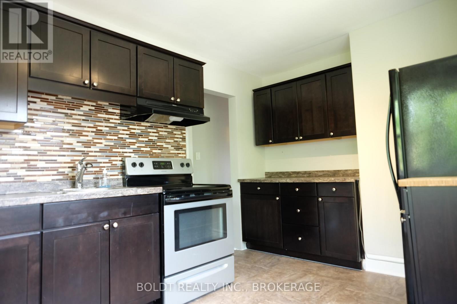 2 - 5029 Fourth Avenue, Niagara Falls, Ontario  L2E 4P5 - Photo 7 - X13003948