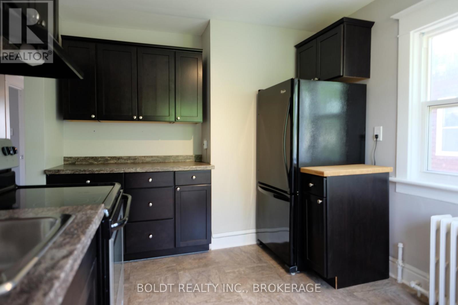 2 - 5029 Fourth Avenue, Niagara Falls, Ontario  L2E 4P5 - Photo 8 - X13003948