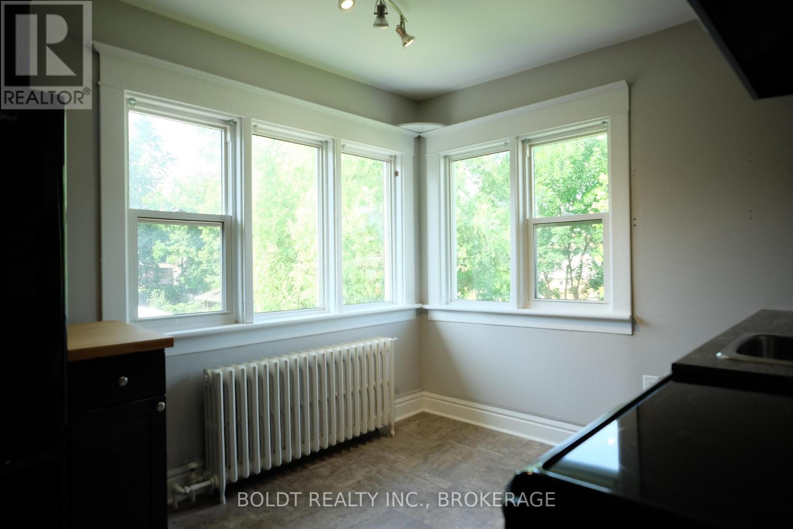 2 - 5029 Fourth Avenue, Niagara Falls, Ontario  L2E 4P5 - Photo 9 - X13003948