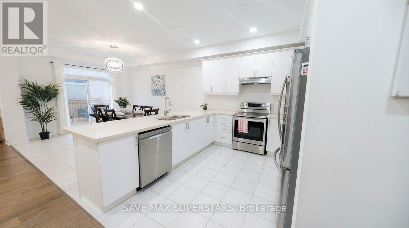 20 Paddington Grove, Barrie, Ontario  L9J 0J3 - Photo 11 - S13003304