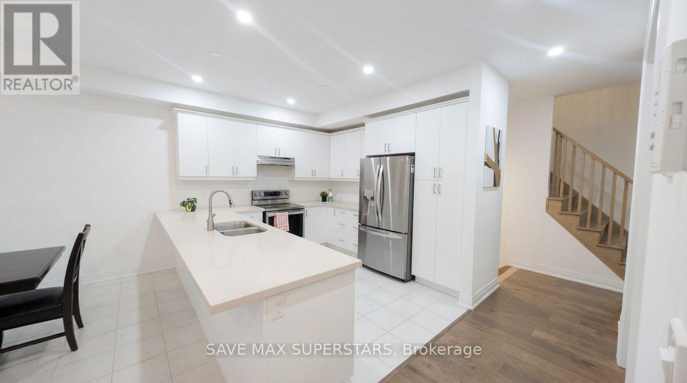 20 Paddington Grove, Barrie, Ontario  L9J 0J3 - Photo 12 - S13003304