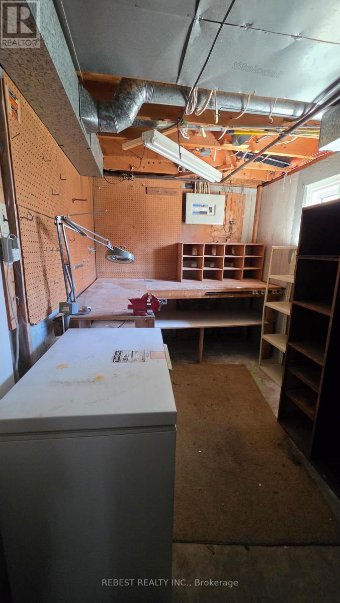 98 Cobblehill Road, Halton Hills, Ontario  L7J 1P3 - Photo 37 - W13003330