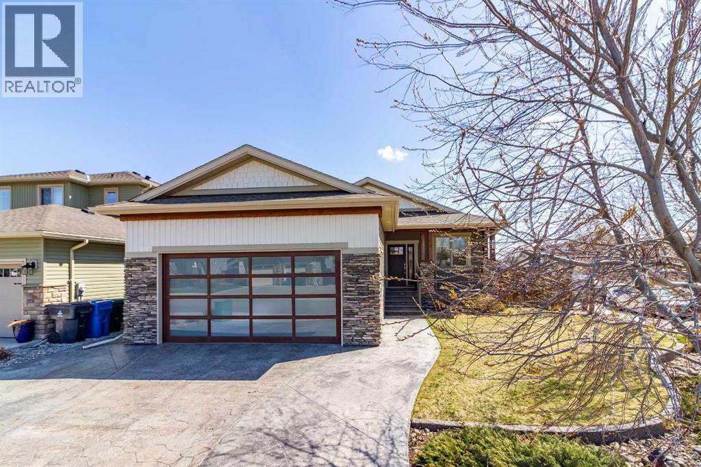 126 Riverine Lane W, Lethbridge, Alberta  T1K 5V6 - Photo 2 - A2301298