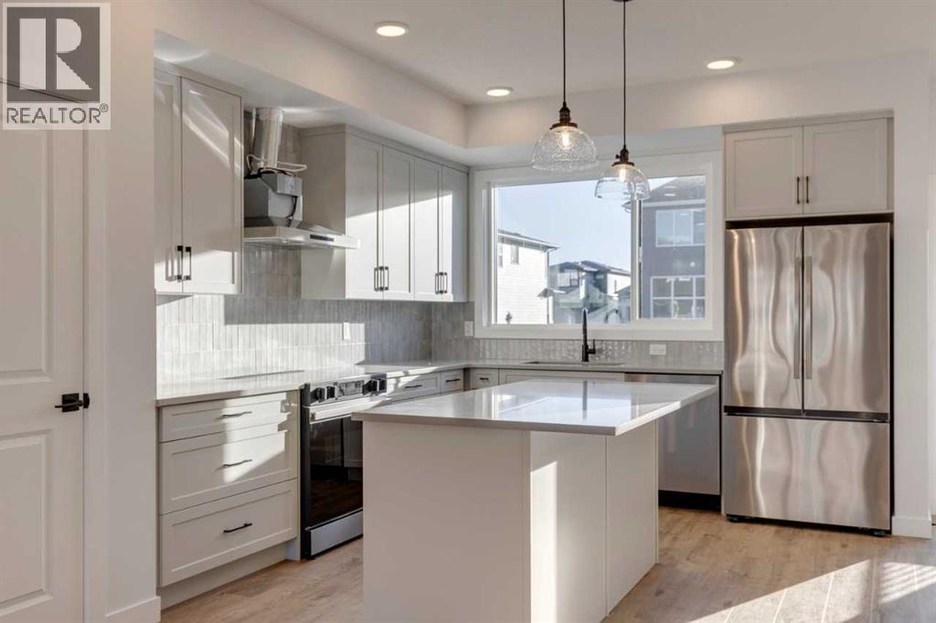 347 Fireside Drive, Cochrane, Alberta  T4C 3E1 - Photo 1 - A2278970