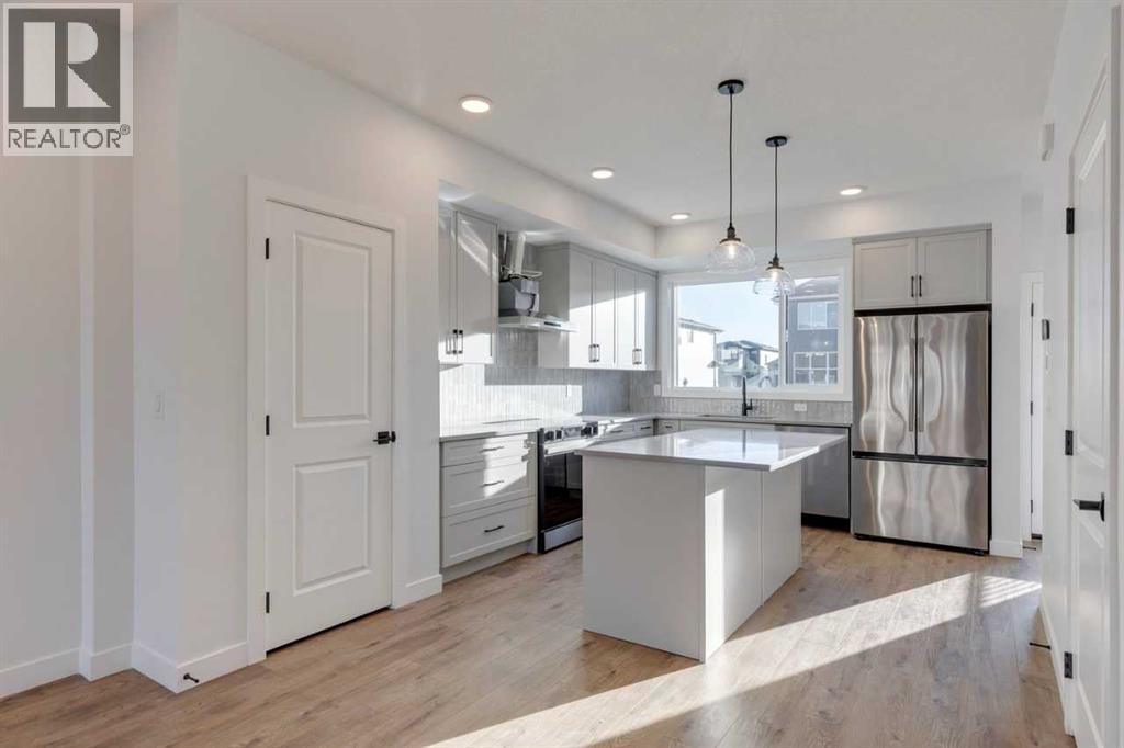 347 Fireside Drive, Cochrane, Alberta  T4C 3E1 - Photo 10 - A2278970