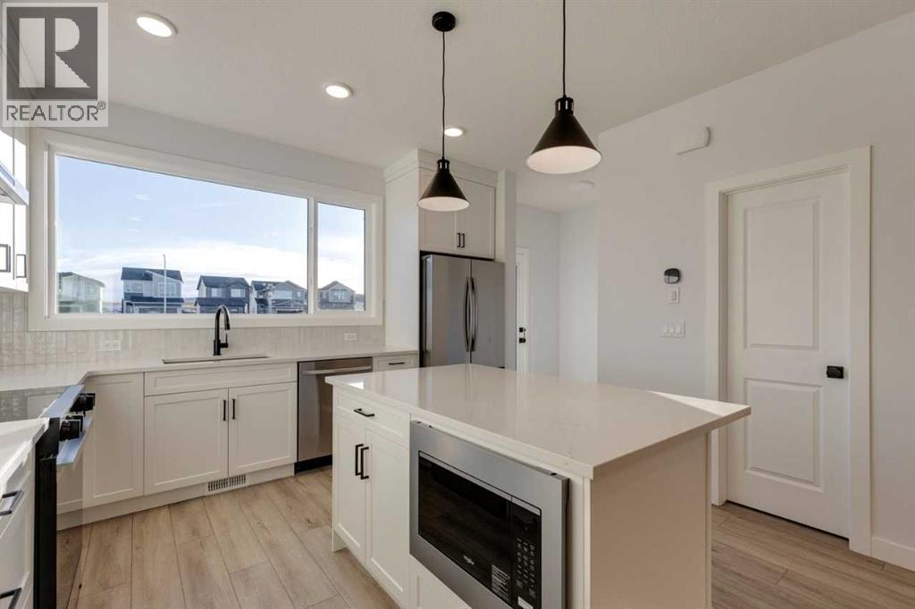 371 Fireside Drive, Cochrane, Alberta T4C 3E1 - Photo 11 - A2283397