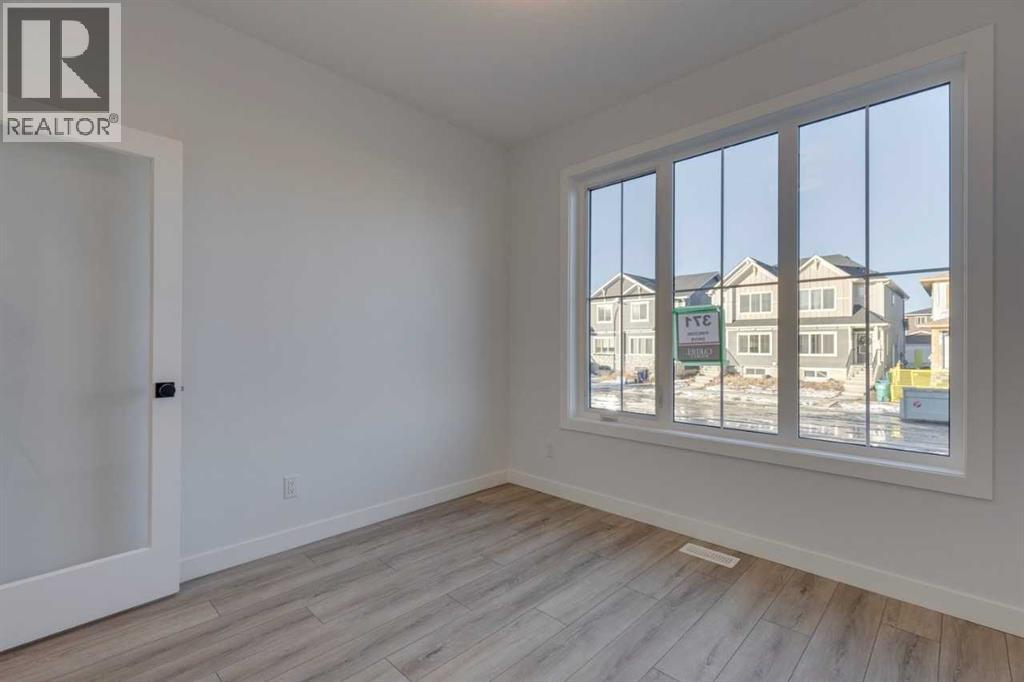 371 Fireside Drive, Cochrane, Alberta T4C 3E1 - Photo 4 - A2283397