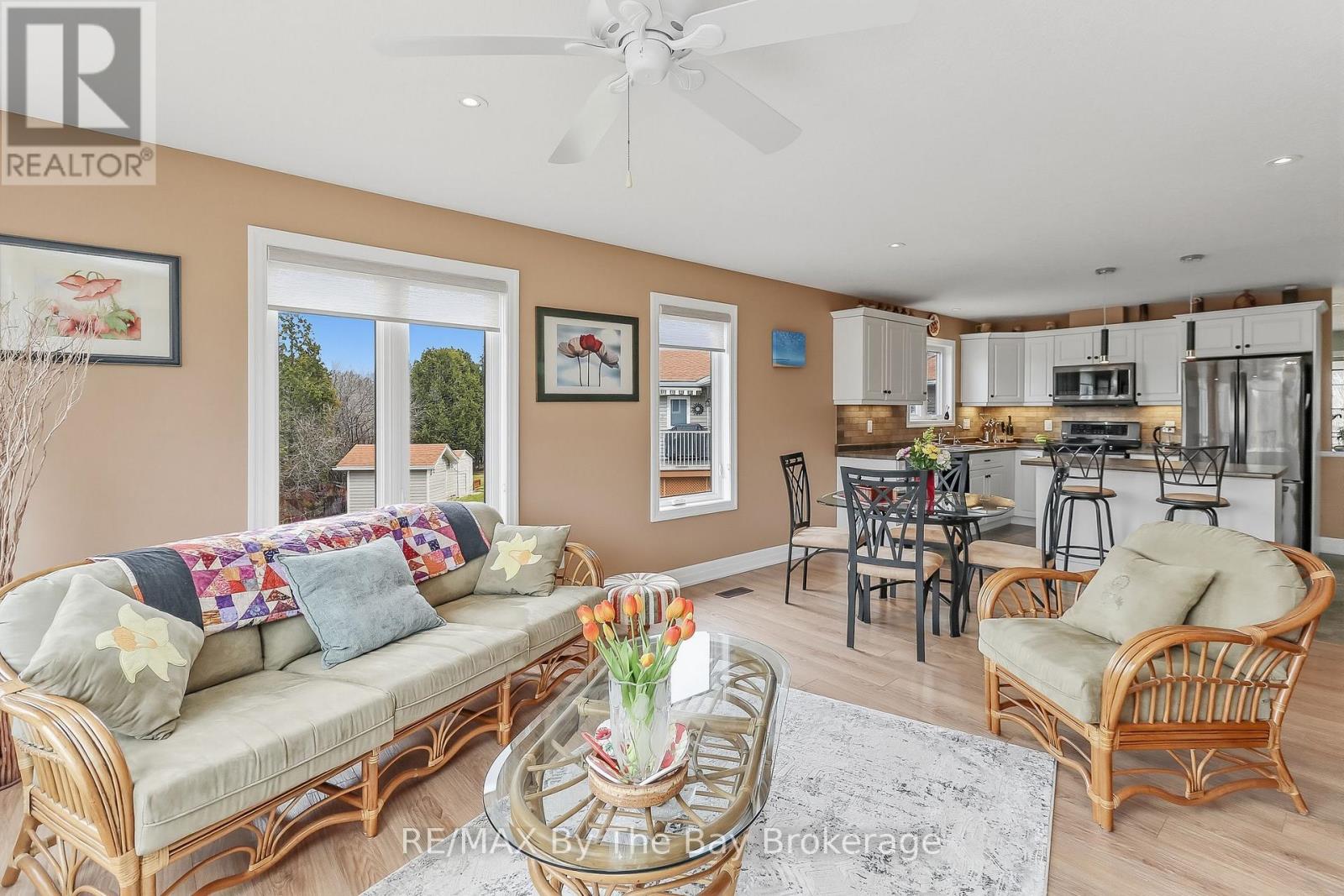 122 New York Avenue, Wasaga Beach, Ontario  L9Z 3A8 - Photo 13 - S13003906