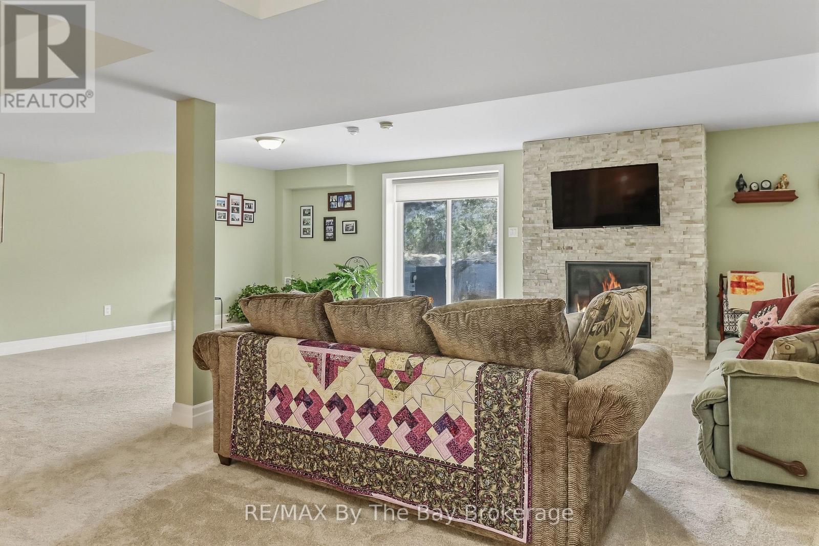 122 New York Avenue, Wasaga Beach, Ontario  L9Z 3A8 - Photo 19 - S13003906