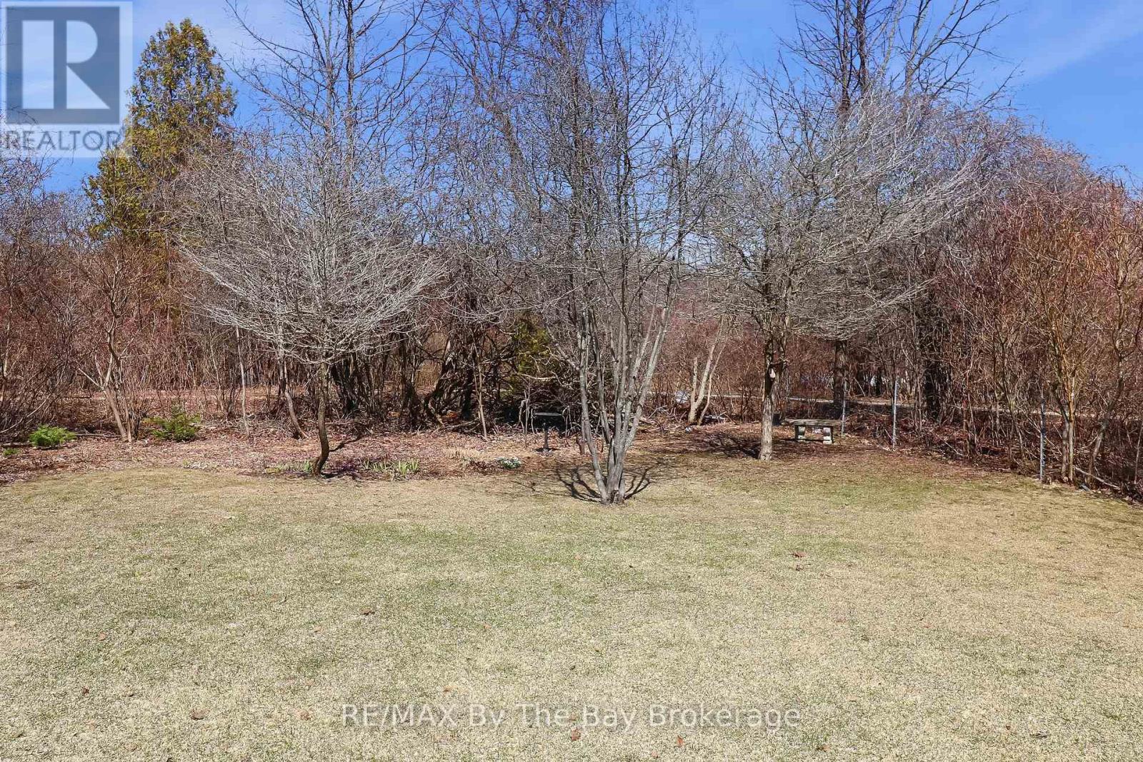 122 New York Avenue, Wasaga Beach, Ontario  L9Z 3A8 - Photo 25 - S13003906