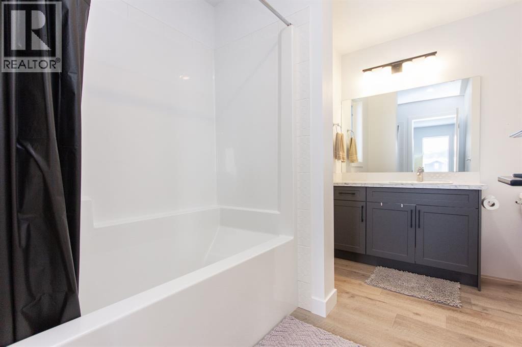 66 Henderson Crescent, Penhold, Alberta  T0M 1R0 - Photo 12 - A2290633