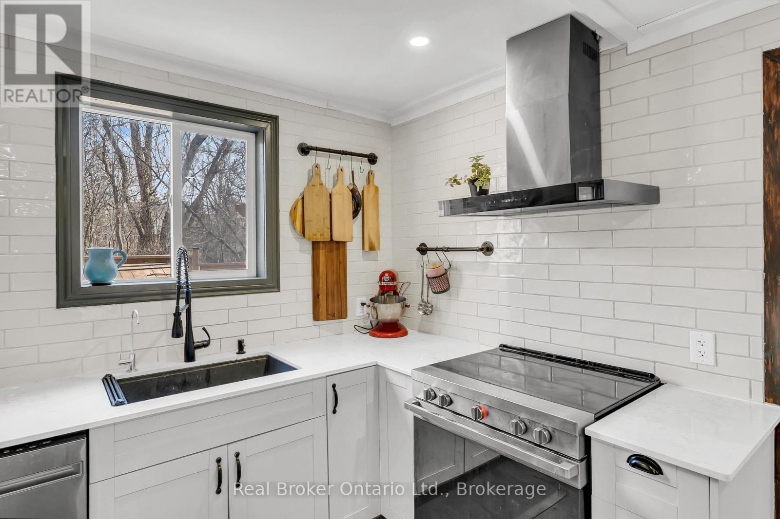 28 Church Street W, Halton Hills, Ontario  L7J 1K2 - Photo 17 - W13003994