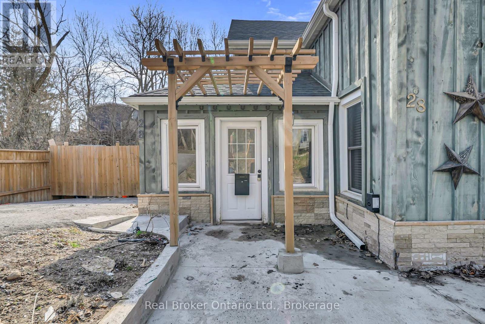 28 Church Street W, Halton Hills, Ontario  L7J 1K2 - Photo 6 - W13003994